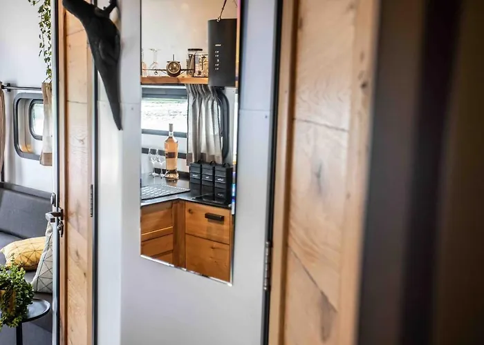 The Coon Tinyfloatinghome *