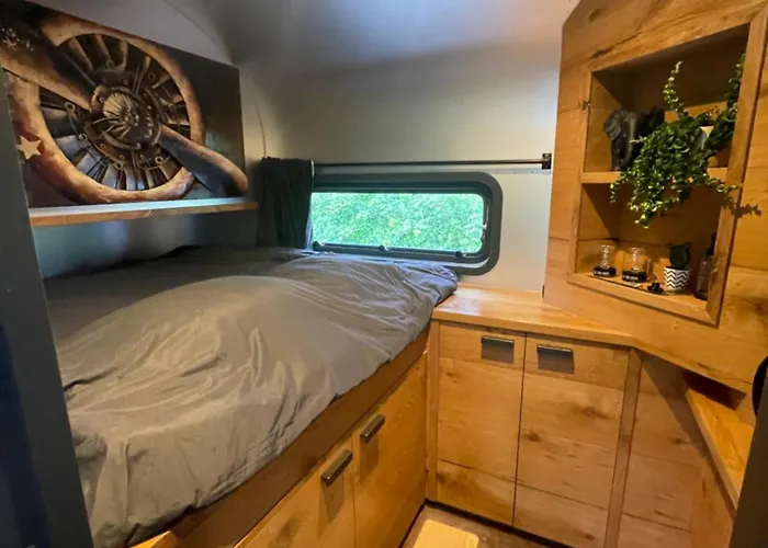 The Coon Tinyfloatinghome *